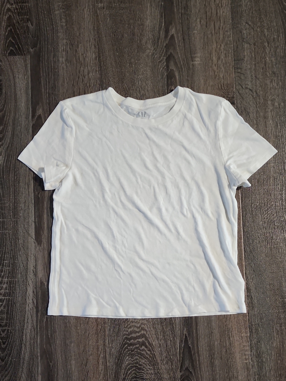 🌵 GAP Shrunken Tee 🌵